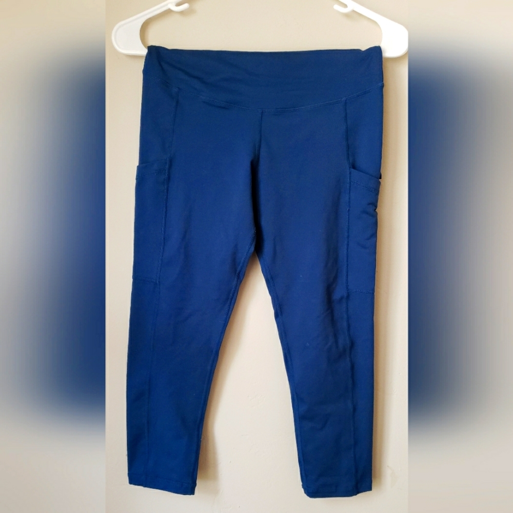 Kindred Bravely maternity, postpartum support leggings, size small, navy